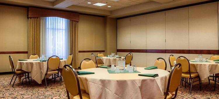 希尔顿欢朋套房酒店-芒廷霍姆(Hampton Inn & Suites Mountain Home)图片