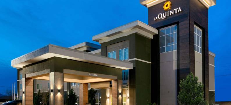 克林顿历史路线66拉昆塔温德姆套房酒店(La Quinta Inn & Suites by Wyndham Clinton Historic Route 66)图片