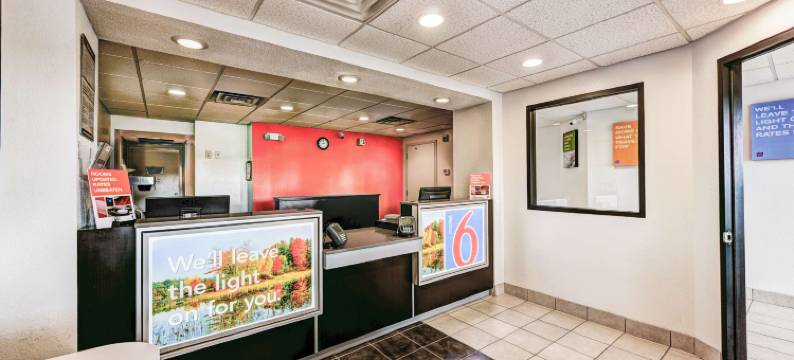 新伦敦6号汽车旅馆 - 奈安蒂克(Motel 6 Niantic, CT - New London)图片