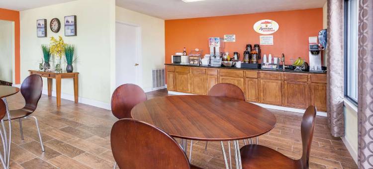 布鲁克哈文速8酒店(Super 8 by Wyndham Brookhaven)图片