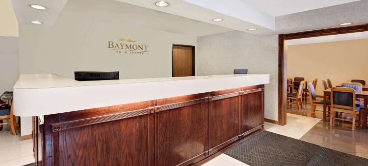 巴特里克市中心呗盟套房酒店(Baymont by Wyndham Battle Creek Downtown)图片