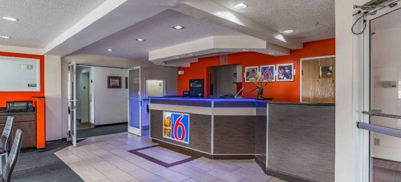 北卡罗来纳夏洛特 - 大学 6 号汽车旅馆(Motel 6 Charlotte, NC - University)图片