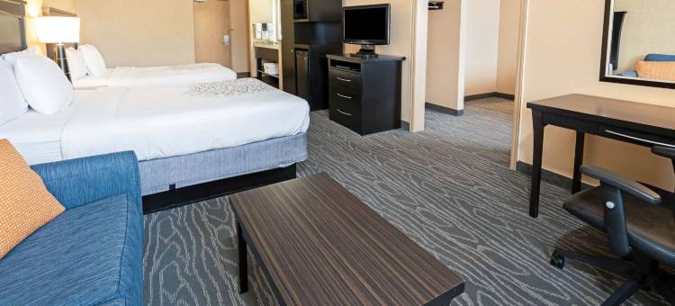 洛根拉昆塔温德姆套房酒店(La Quinta Inn & Suites by Wyndham Logan)图片