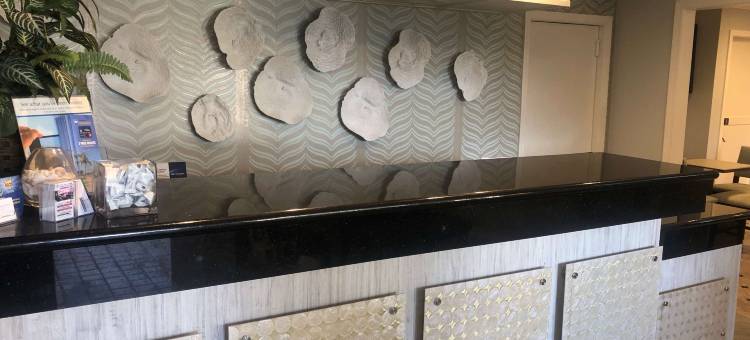 丹纳岬港海滨贝斯特韦斯特优质酒店(Best Western Plus Dana Point Inn-by-The-Sea)图片