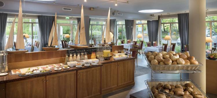 奥茨塞巴德瓦尔德森贝斯特韦斯特优质酒店(Best Western Plus Ostseehotel Waldschloesschen)图片