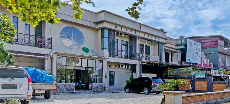 OYO 努尔伊斯兰旅馆(Hotel O Penginapan Noer Syariah)图片