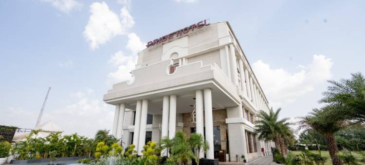 印多尔荣耀酒店和会议中心(Pride Hotel & Convention Centre Indore)图片