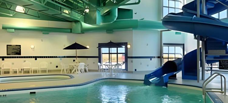 韦本温德姆华美达酒店(Ramada by Wyndham Weyburn)图片