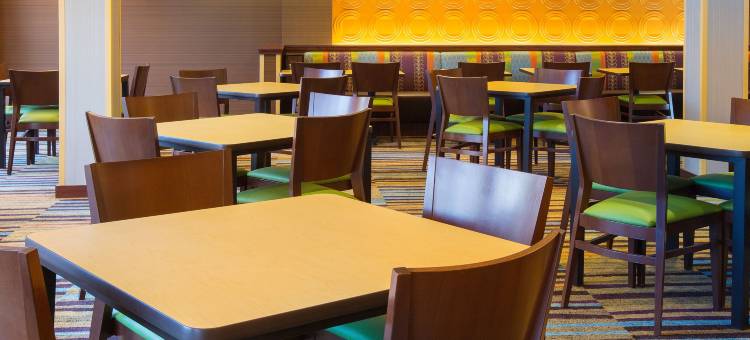 哥伦布俄亥俄州立大学万枫酒店及套房(Fairfield Inn & Suites Columbus OSU)图片