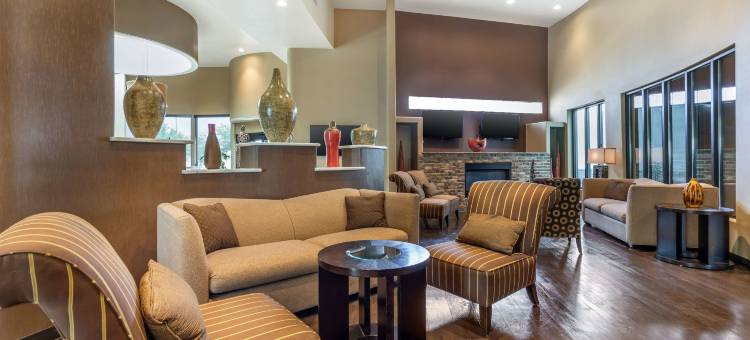 阿特里贝斯特韦斯特优质套房酒店(Best Western Plus Lackland Hotel  Suites)图片