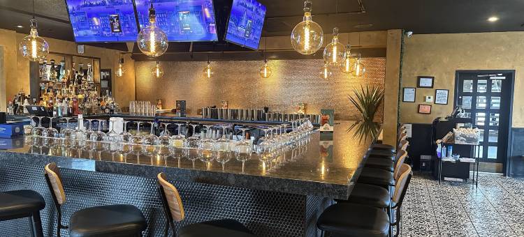 红屋顶酒店彩绘邮政(Red Roof Inn Painted Post)图片