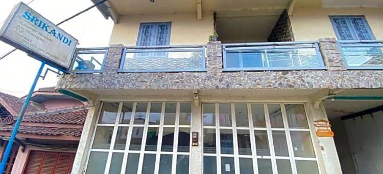 红色伙伴迪恩斯里坎迪伊斯兰家庭旅馆(Homestay Srikandi Syariah Dieng RedPartner)图片