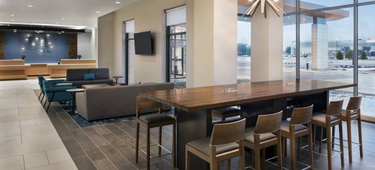 密尔沃基布鲁克菲尔德会议中心希尔顿花园酒店(Hilton Garden Inn Milwaukee Brookfield Conference Center)图片