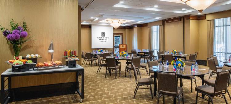 希尔顿大使套房酒店-萨克拉门托河滨步道(Embassy Suites by Hilton Sacramento Riverfront Promenade)图片