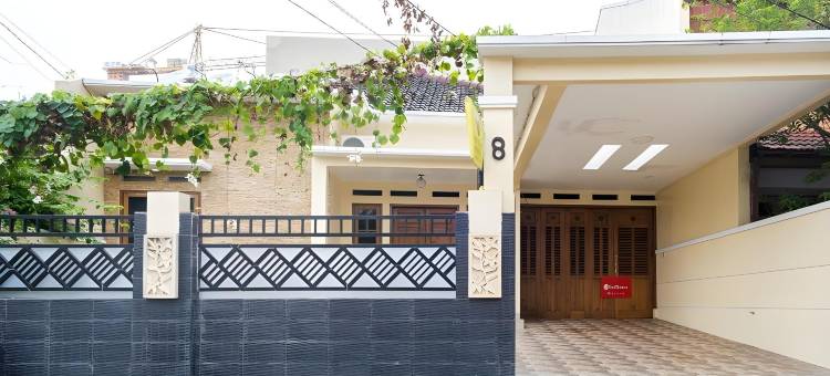 红多兹伊斯兰酒店-近格兰德科塔宾唐(RedDoorz Syariah Near Grand Kota Bintang)图片