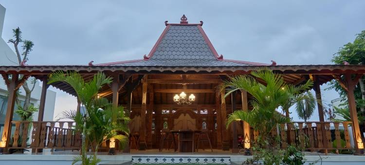 萨坎提旅馆沃诺索博(Sakanti Inn Wonosobo)图片