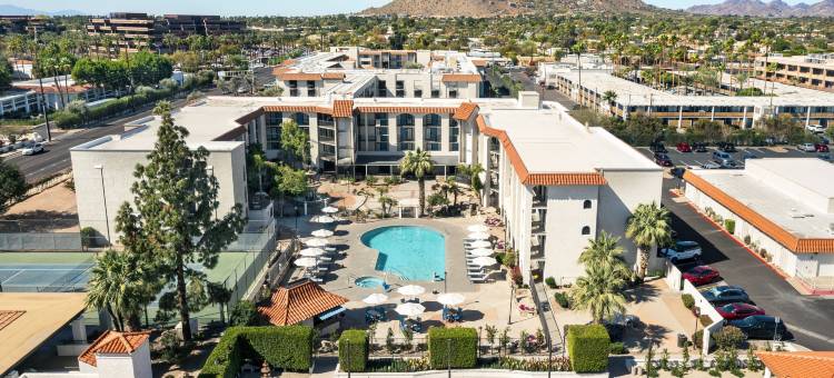 斯科特斯德希尔顿安泊度假套房酒店(Embassy Suites by Hilton Scottsdale Resort)图片