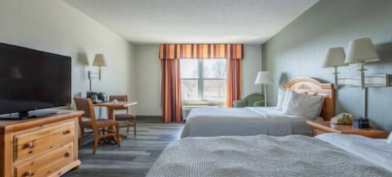 兰开斯特套房酒店(Lancaster Inn & Suites)图片