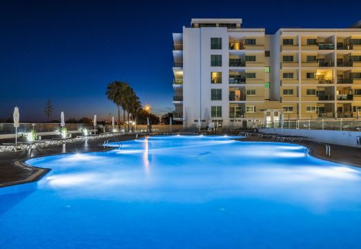 Hotel Apartamento DunamarHotel Overview