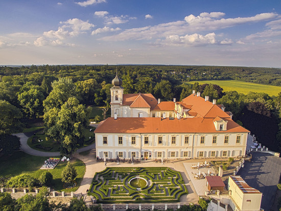 马克西米廉品质生活度假酒店