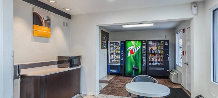 芒特弗农6号汽车旅馆(Motel 6 Mount Vernon, IL)图片