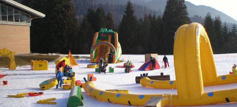 达沃斯酒店(Hotel Davost)图片