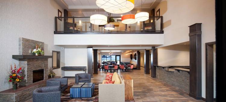 鲍尔森里奇沃特红狮套房酒店(Red Lion Ridgewater Inn & Suites Polson)图片