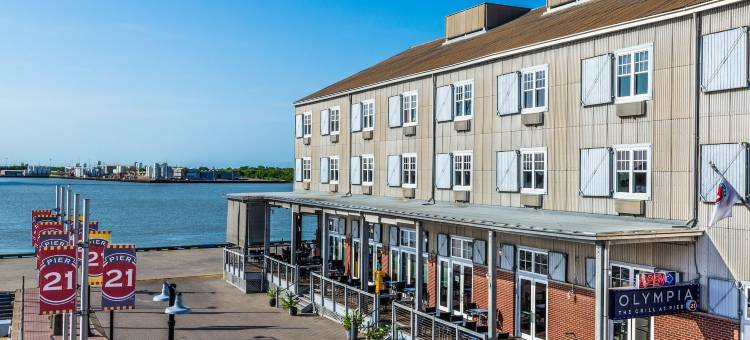 海港码头之家酒店(Harbor House Hotel and Marina at Pier 21)图片