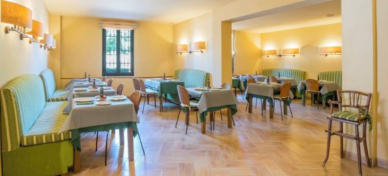 圣约迪酒店(Sant Jordi)图片