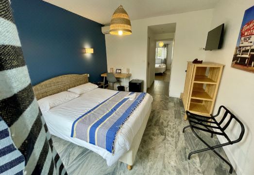 Hotel Amerique Hotel Overview