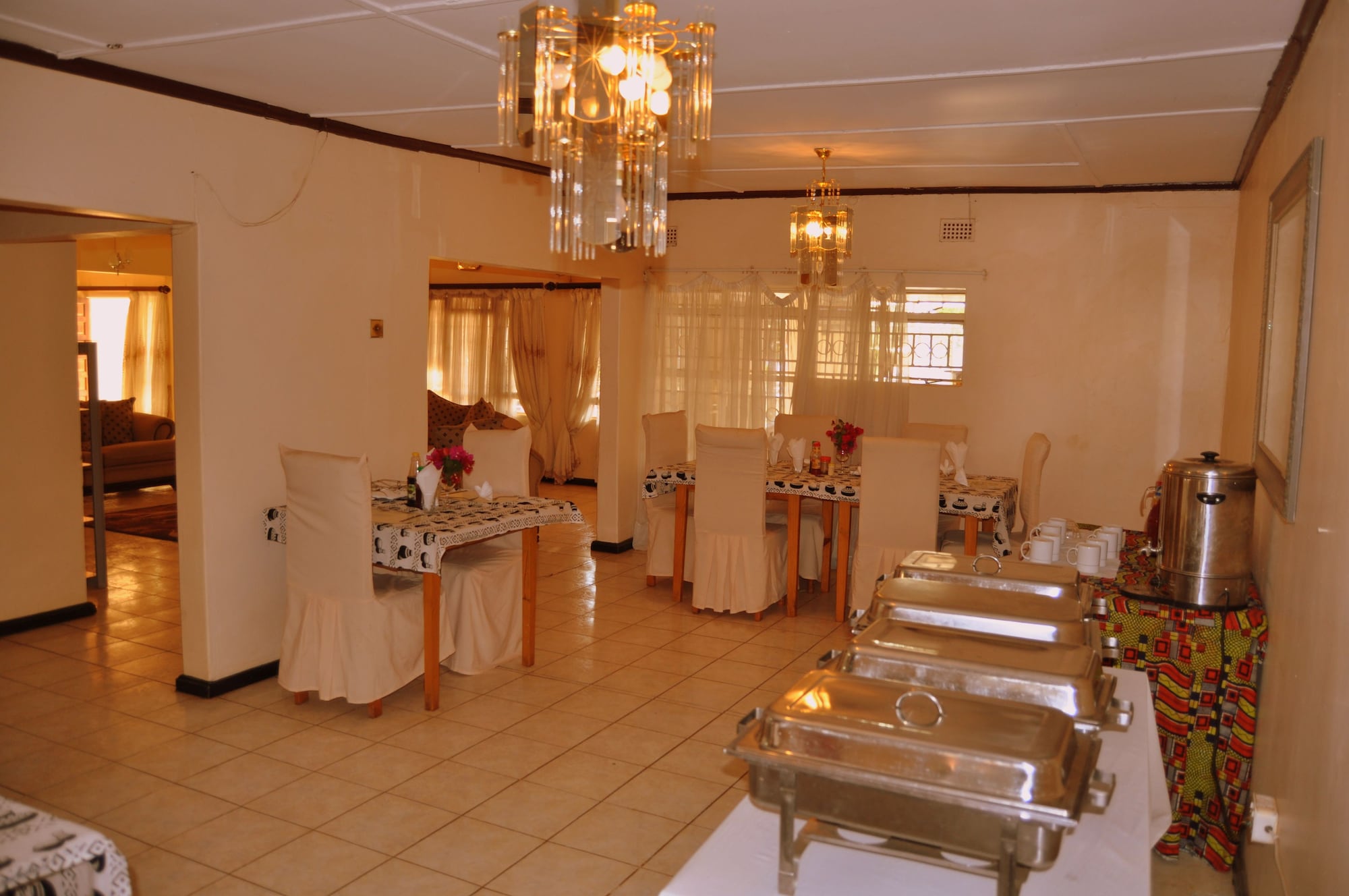 Wane Guest LodgeOver view