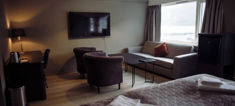 布雷曼格峡湾酒店(Bremanger Fjord Hotell)图片