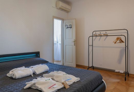 Vista&Capriccio 2 Hotel Overview