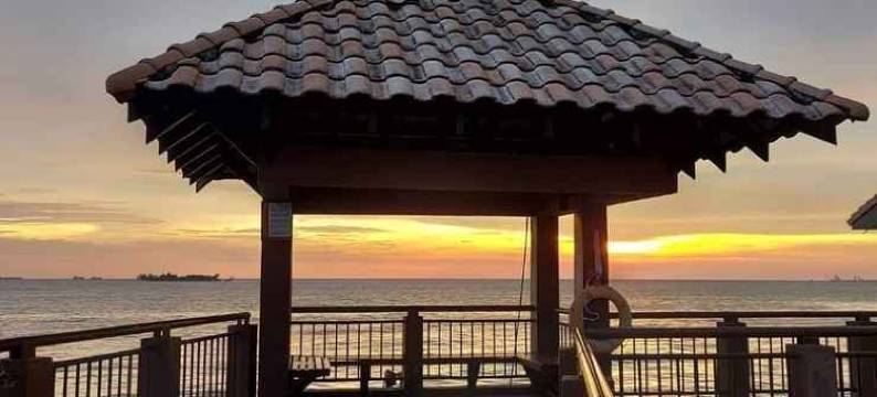 Alpine LXPD Water Chalet图片