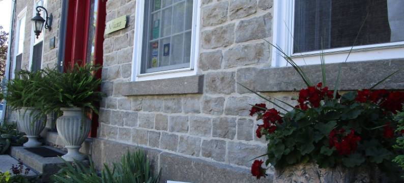 艾萨克布罗克爵士奢华套房民宿(Sir Isaac Brock B&B Luxury Suites)图片