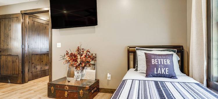 带火坑和码头：齐默尔曼湖畔小屋(Fire Pit + Dock: Lakefront Cabin in Zimmerman!)图片