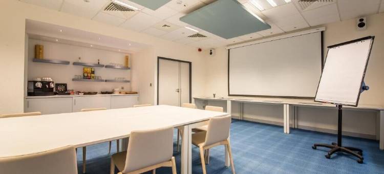 卢森堡机场曼达利纳酒店(Mandarina Hotel Luxembourg Airport)图片