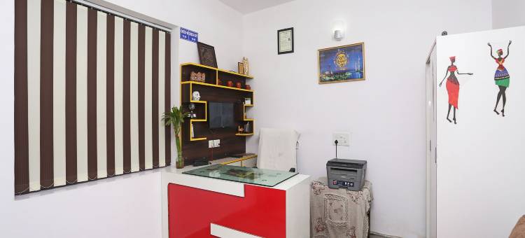 OYO 19535 塔吉尼瓦斯酒店(Hotel Taj Niwas)图片