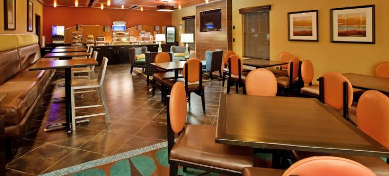 智选假日套房酒店北堪萨斯城(Holiday Inn Express & Suites NORTH KANSAS CITY by IHG)图片