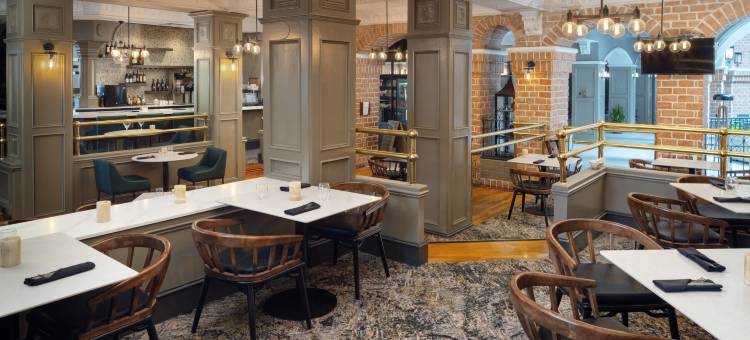 奥兰多北希尔顿安泊酒店(Embassy Suites by Hilton Orlando North)图片