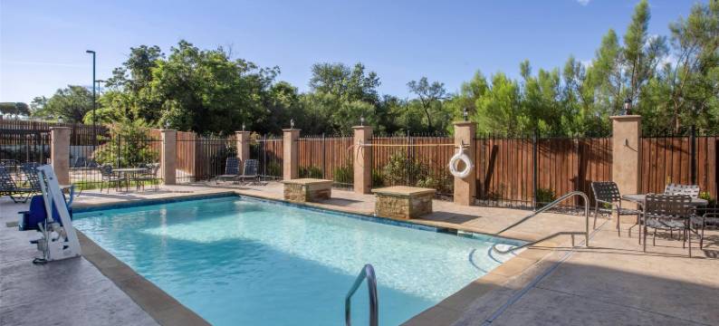 兰帕瑟贝斯特韦斯特优质套房酒店(Best Western Plus Lampasas Inn  Suites)图片