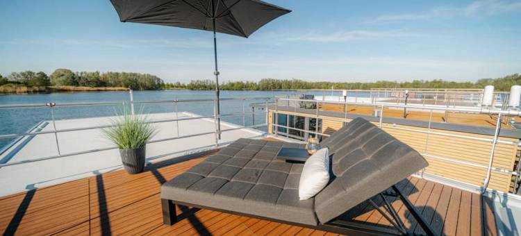 哈弗尔河船屋(Havel River Houseboat)图片
