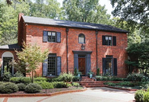 Well Appointed & Elegant Five Points Home Hotel Overview