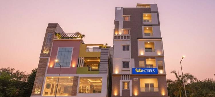FabHotel Eminent Suites 班加拉山(FabHotel Eminent Suites Banjara Hills)图片