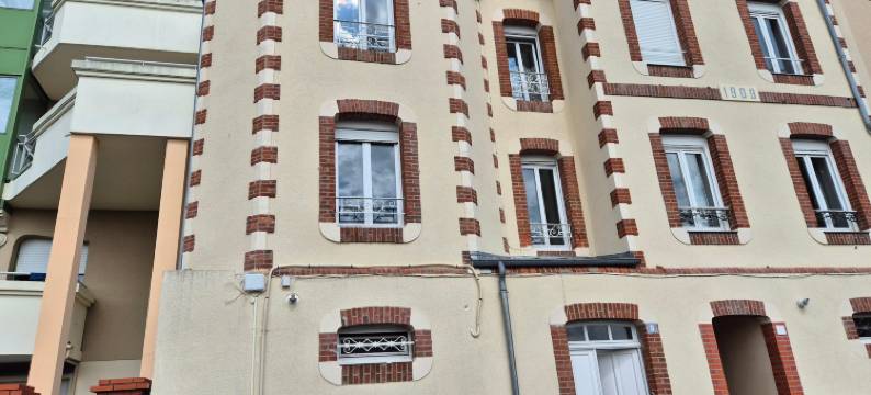 Charming house close to the centre in Granville图片