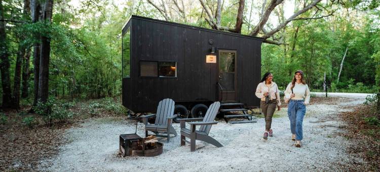 拇指地带的明信片小屋，万豪旅享家户外系列(Postcard Cabins The Thumb)图片