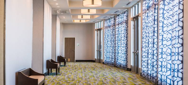 乔普林假日酒店(Holiday Inn JOPLIN by IHG)图片