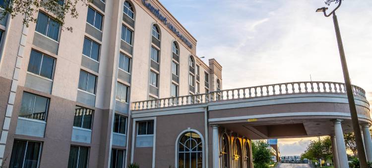 北莱克兰I-4舒适套房酒店(Comfort Inn & Suites Lakeland North I-4)图片