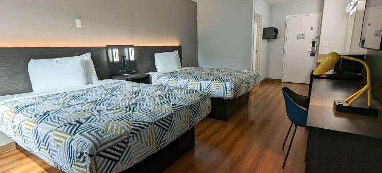 波士顿西 - 弗雷明汉6号汽车旅馆(Motel 6 Framingham, MA - Boston West)图片