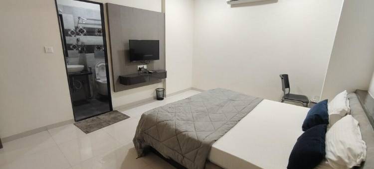 萨伊库帕草坪和摄政酒店(Sai Krupa Lawn and Regency)图片